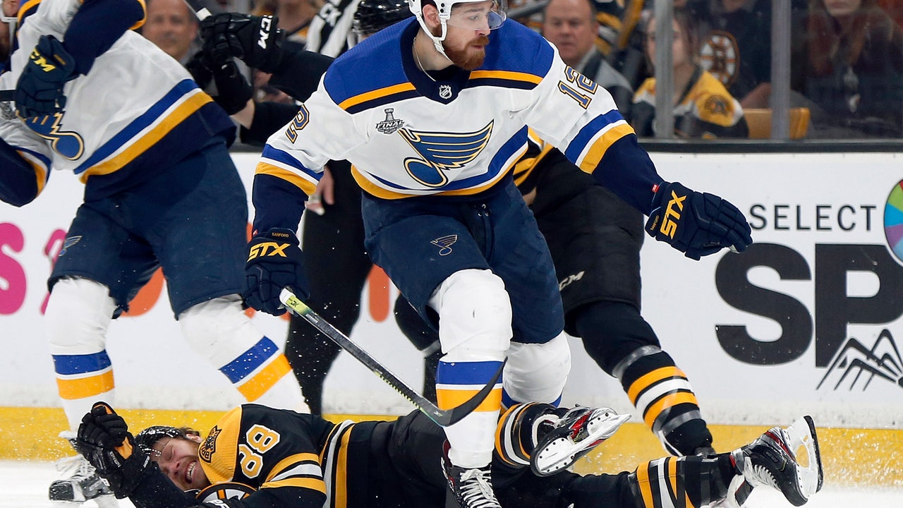 Lineup shuffling benefits Blues in Stanley Cup Final